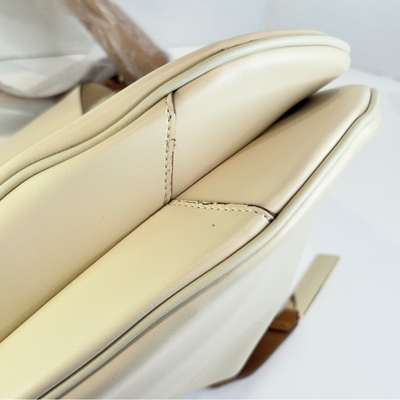 🆕 ✨ LouLu Luxe Creamy Pebble Shoulder Tote – Sleek & Sophisticated Carryall ✨ - Picture 6 of 16